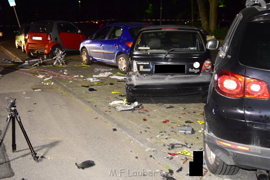 Schwerer VU PKW Rad Koeln Deutz Giessenerstr Betzdorferstr P091.JPG - Miklos Laubert